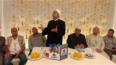 السياحة: مرور مكثف للجان الوزارة للاطمئنان على حجاج قرعة الحج السياحي قبل التصعيد لمنى 