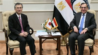 الملا يلتقي السفير الياباني بالقاهرة لبحث ترتيبات إقامة المنتدى العربي الياباني