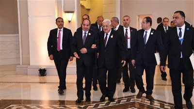 السيسي يؤكد لأبو مازن موقف مصر الراسخ الداعم للقضية الفلسطينية 