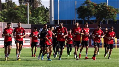 انتظام لاعبي الأهلي الدوليين في مران اليوم 