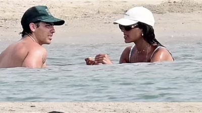  أول رد فعل من ليلى عبدالله بعد أنباء ارتباطها بـ جو جوناس 