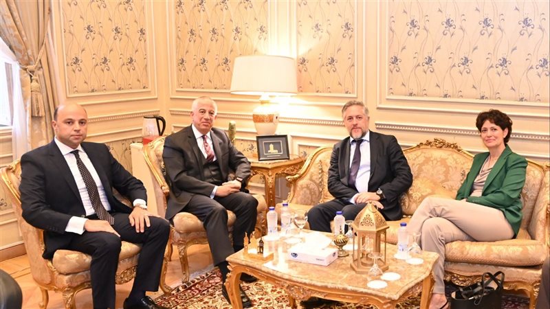 استقبال مبعوث الاتحاد