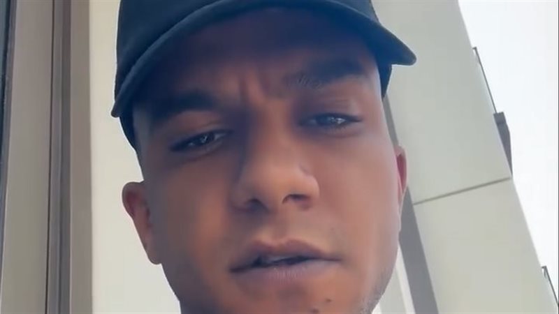 عصام صاصا، فيتو 