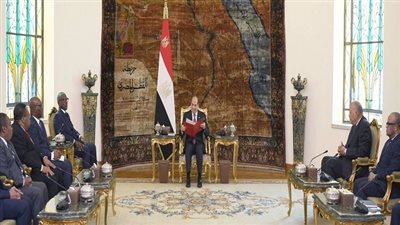  السيسي: ملتزمون بتعزيز التعاون والاستثمارات المشتركة بين القطاع الخاص في مصر وغينيا الاستوائية