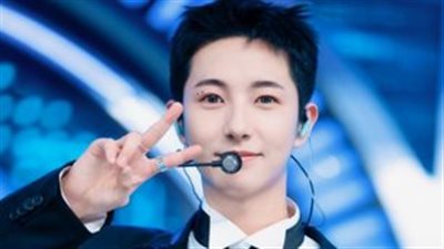  رينجون عضو فرقة NCT يسرب رقم هاتف معجبة على السوشيال ميديا (صور)