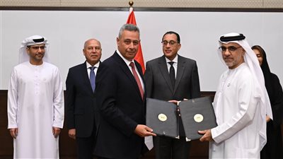 لمدة 30 عامًا، منح موانئ أبوظبي إدارة وتشغيل محطتي دحرجة والركاب بالسخنة