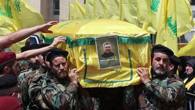 بعد مقتل أكبر قائد ميداني، حزب الله يتعهد بزيادة الهجمات على إسرائيل 