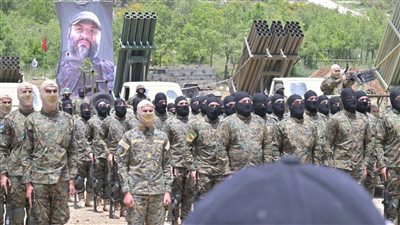 حزب الله يقصف بعشرات الصواريخ ثكنة إسرائيلية في الجولان المحتل