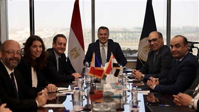وزير السياحة يبحث مع سفير فرنسا المقومات السياحية والأثرية لمنتج القاهرة الكبرى الثقافي الجديد