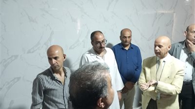 وكيل صحة الشرقية يتابع التشغيل التجريبي لوحدة تفتيت الحصوات الجديدة بكفر صقر 