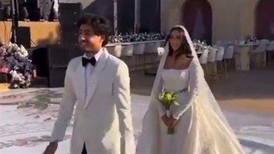 أول ظهور لـ محمد هاني مع عروسه قبل انطلاق حفل زفافه (فيديو)