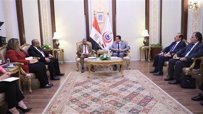 وزير الصحة يبحث مع سفير السودان سبل التعاون المشترك