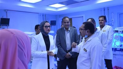 نائب محافظ الوادي الجديد تتابع سير العمل بمستشفى الخارجة التخصصي