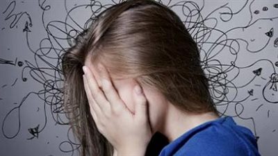 استشاري نفسي يحذر من 5 أشياء في حياتنا تكشف الإصابة بالأمراض النفسية