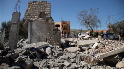 غارات إسرائيلية مكثفة على بلدة ديرسريان بجنوب لبنان