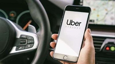 حبس سائق أوبر المتهم بالتحرش بسائحة في الإسكندرية 6 أشهر