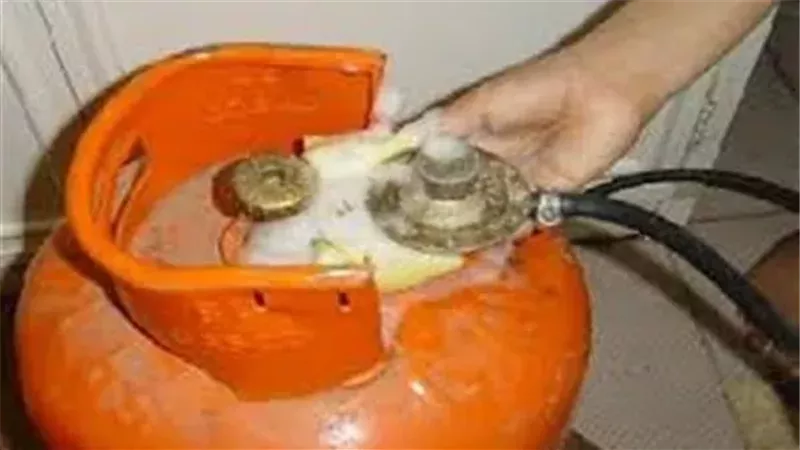 حريق في شقة بسبب