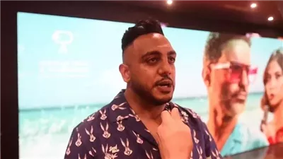 أوس أوس عن علاقته بأحمد فهمي: أخويا من 12 سنة والناس بتحب الديو بتاعنا (فيديو)