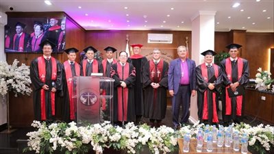 رئيس الإنجيلية يشهد تخريج الدفعة الأولى من الكلية المعمدانية المحافظة