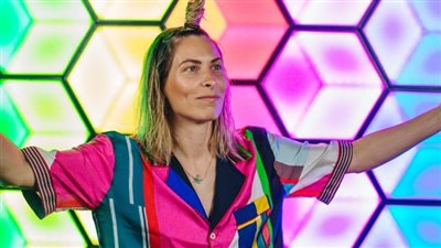 بعد حملات إلغاء حفلها في مصر، الكندية بلونديش تصدر بيانا لدعم فلسطين 