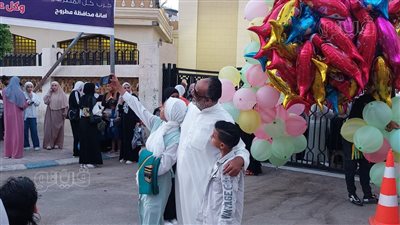 العيد فرحة، المئات من أهالي وزوار مطروح يتوافدون على الساحات لأداء صلاة العيد (بث مباشر)