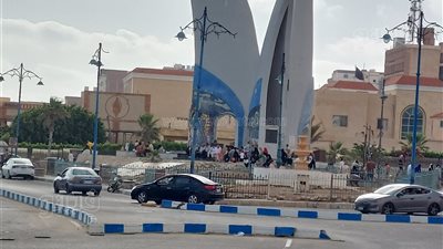 إقبال متوسط على كورنيش مطروح بعد أداء صلاة عيد الأضحى (صور)