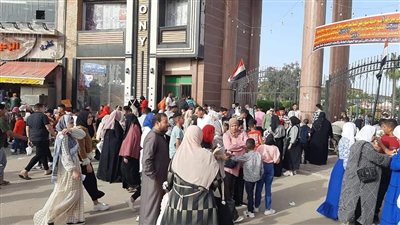 شوارع بلون الفرحة، أهالي كفر الشيخ يبدأون الاحتفال بأول أيام عيد الأضحى (صور)