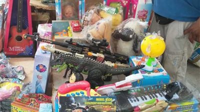 يصل لـ 2800 جنيه، ارتفاع أسعار المسدسات اللعبة خلال عيد الأضحى 