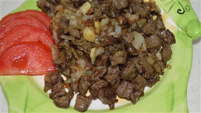 طريقة عمل القلوب بالبصل، من أكلات المدبح الشهيرة