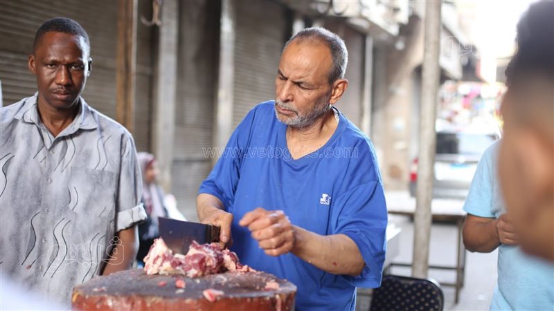 ذبح الأضاحي بعيد