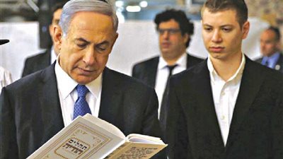 نجل نتنياهو يهاجم الجيش الإسرائيلي