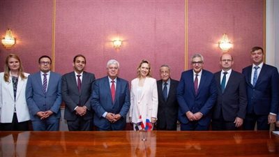 وزير التعليم العالي يلتقي نائب مدير مؤسسة 