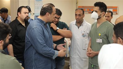 جولة ليلية مفاجئة لرئيس الرعاية الصحية لمتابعة خطة التأمين الطبي للعيد