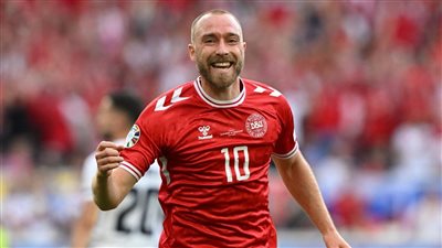 إريكسن رجل مباراة الدنمارك وسلوفينيا في اليورو