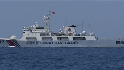 الفلبين: الصين تنفذ مناورات بحرية خطيرة أضرت بمراكبنا