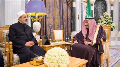  شيخ الأزهر يهنئ خادم الحرمين الشريفين وولي العهد السعودي بنجاح موسم الحج 