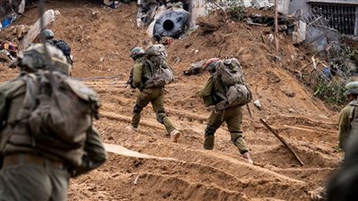 17 شهيدا بقصف إسرائيلي على مخيم النصيرات وسط قطاع غزة (فيديو وصور)