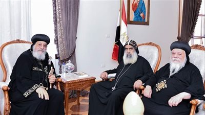 البابا تواضروس يتلقى تقريرا عن الخدمة في إيبارشية ديرمواس