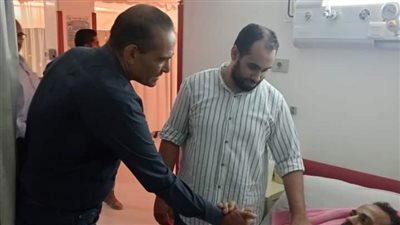 وكيل صحة الوادي الجديد يتابع انتظام العمل بمستشفى الخارجة التخصصي