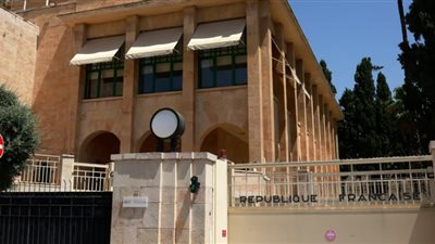 نفايات القنصلية الفرنسية تثير الجدل بين اليهود بالقدس، اعرف القصة