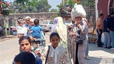 الأسر تحتفل بثالث أيام العيد بالقناطر الخيرية (صور)