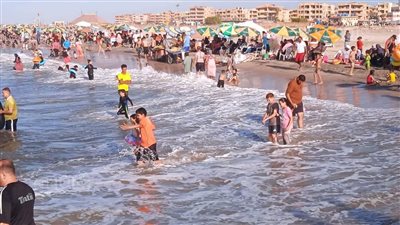 في ثالث أيام العيد، إقبال غير مسبوق على مصيف بلطيم بكفر الشيخ