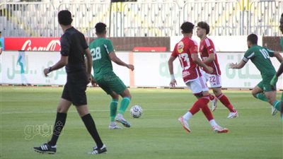 الـVAR يلغي هدف الأهلي الأول أمام الاتحاد السكندري (صور)