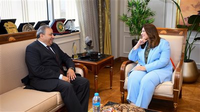 وزيرة الهجرة تستقبل أمين عام اللجنة التنسيقية لتنفيذ اتفاقية المشاركة المصرية الأوروبية