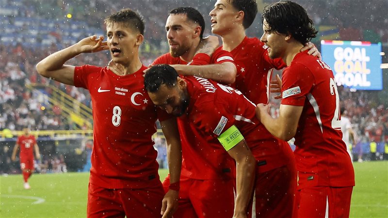منتخب تركيا في مواجهة