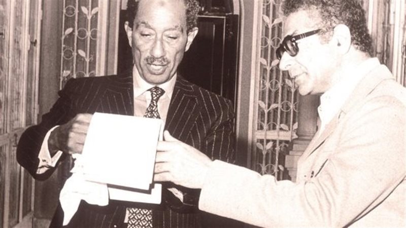 أنيس منصور والسادات،فيتو