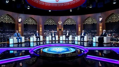 تفاصيل المناظرة الانتخابية الأولى بين مرشحي الرئاسة الإيرانية.. معالجة التضخم وزيادة الإنتاج المحلي «أبرز القضايا».. وهذا سر الهجوم على روحاني 