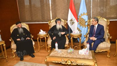 محافظ الغربية يستقبل الأنبا بولا مطران طنطا وتوابعها للتهنئة بعيد الأضحى