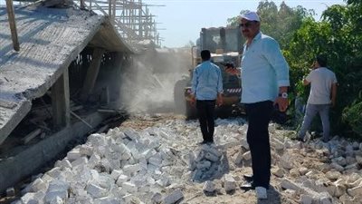 إزالة 5 حالات تعد على أراض زراعية بالحسينية في الشرقية 