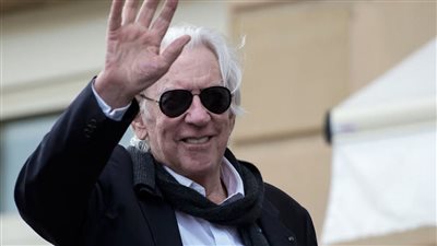 وفاة الممثل الشهير دونالد ساذرلاند نجم فيلم 